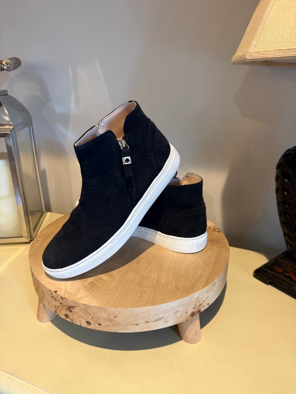 Kate Spade New York Harper Suede Sneakers - Size 8